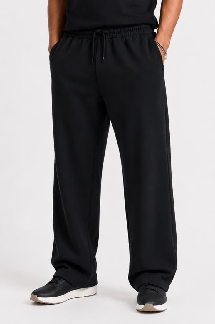 Relaxed Pants — Black